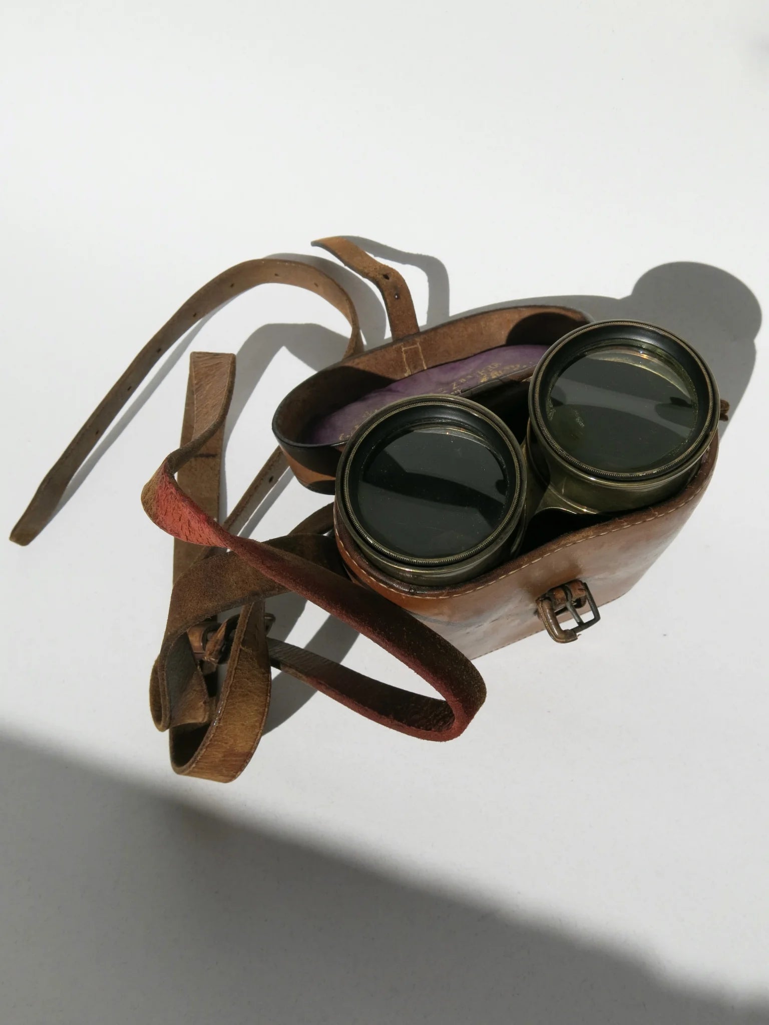 Binocolo in ottone marina militare inglese – custodia in cuoio con tracolla