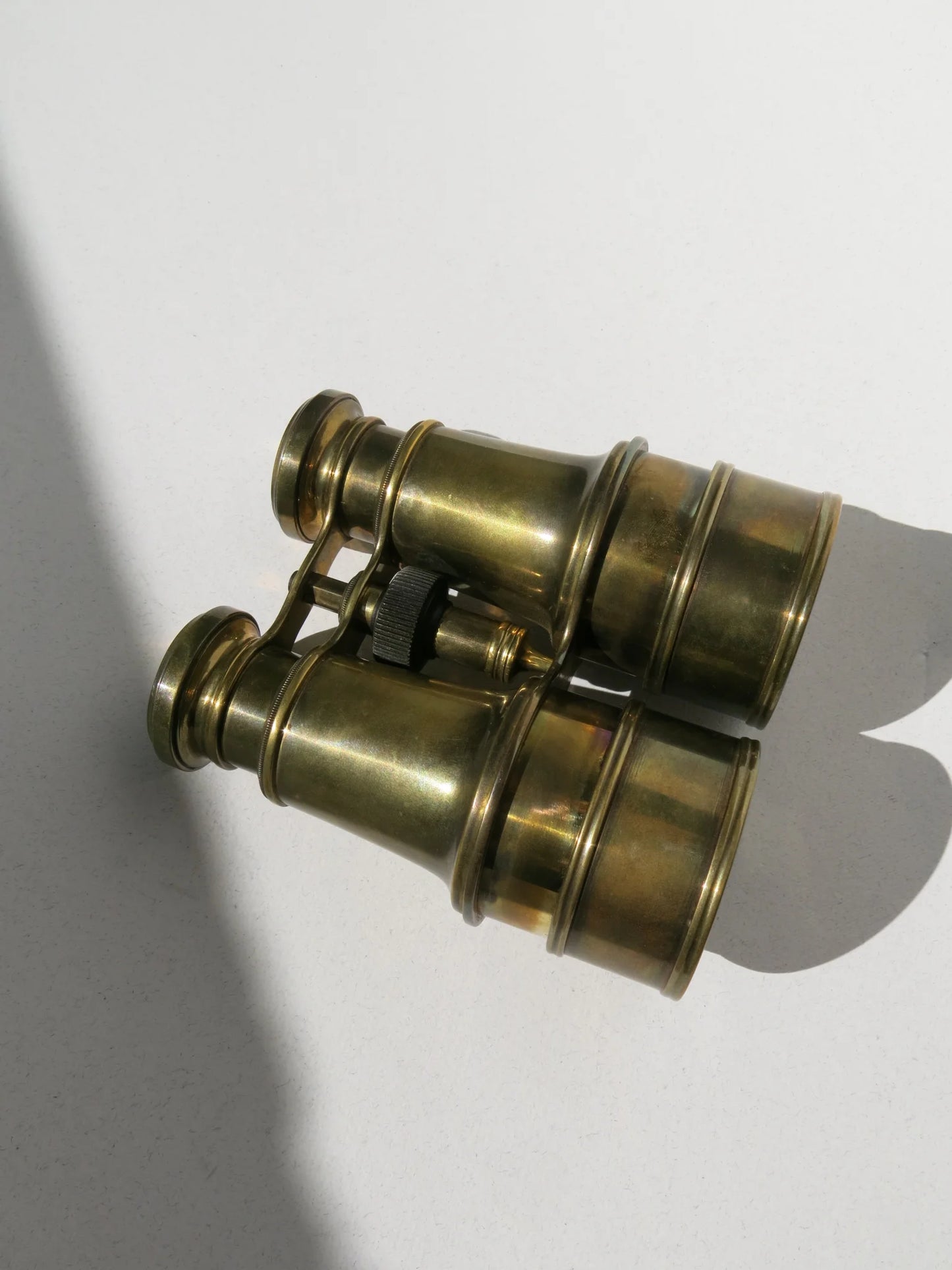 Binocolo in ottone marina militare inglese – visto per intero dall'alto